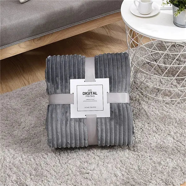 LuxeLine | gestreifte flanell-decken